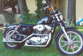 1993 Harley-Davidson 883 Sportster Hugger photo